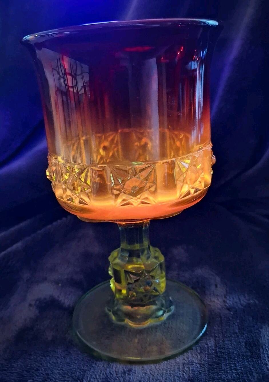 Vintage Amberina LG Wright Glass Daisy & Cube Glass Water Goblet 5.75" Cadmium